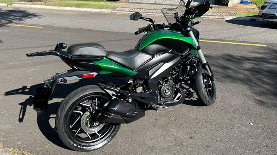 BAJAJ DOMINAR 400 BAJAJ DOMINAR 400